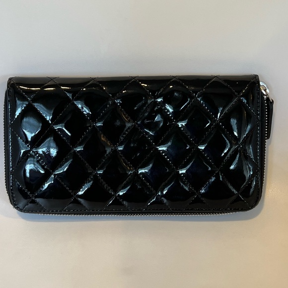 Chanel Zip around long wallet - Picture 3 of 5